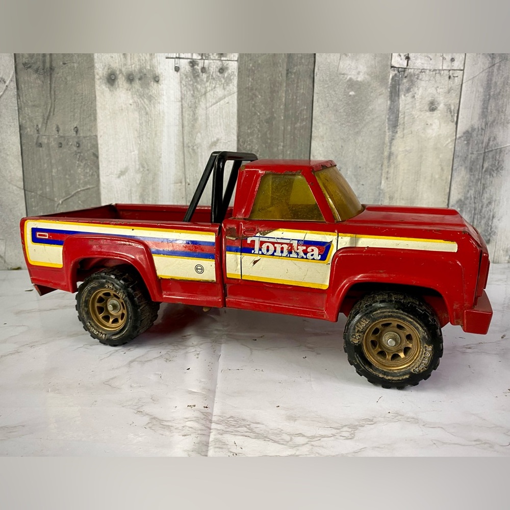 Vintage 1980s Tonka Red Pickup Truck Rollbar Pressed Steel